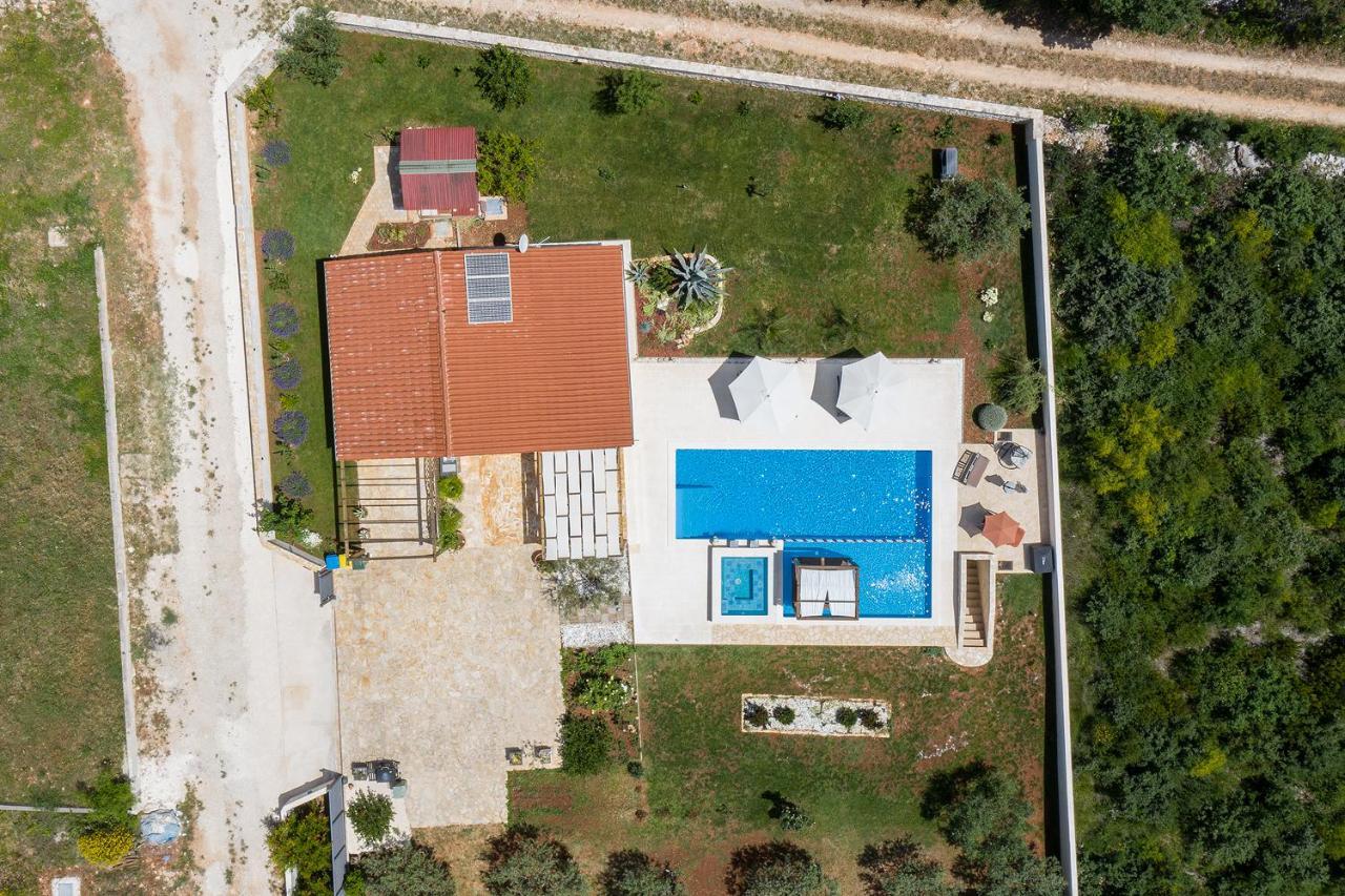Holiday House Bilos Vodnjan Exterior photo
